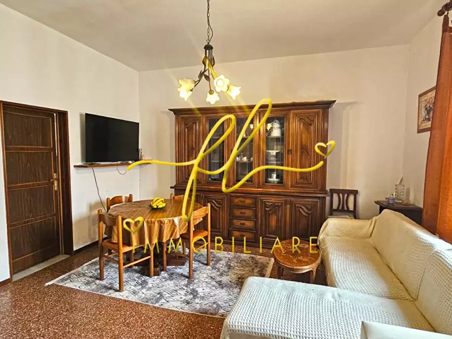 Immagine 3 di Appartamento in vendita  a Rosignano Marittimo