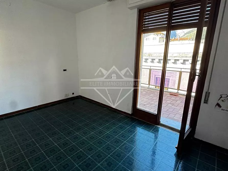 Immagine 9 di Appartamento in vendita  a Carrara