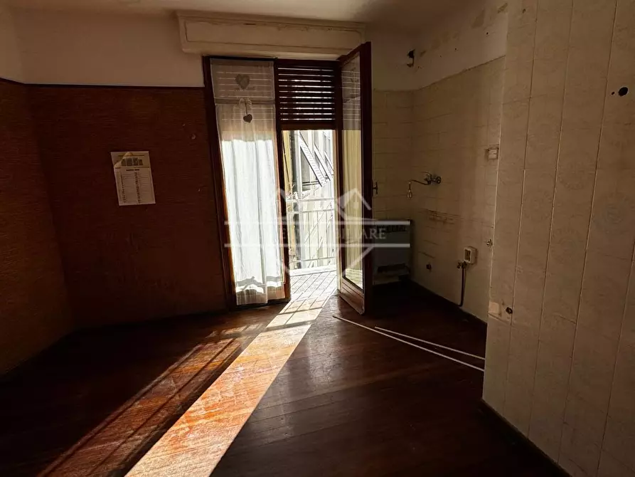 Immagine 6 di Appartamento in vendita  a Carrara