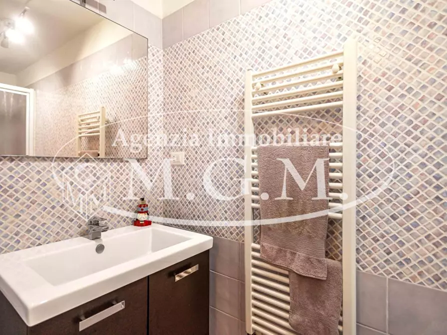 Immagine 28 di Villetta a schiera in vendita  a Santa Maria A Monte