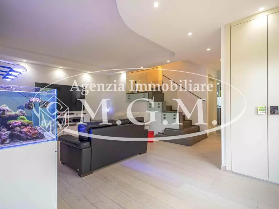 Immagine 9 di Villetta a schiera in vendita  a Santa Maria A Monte