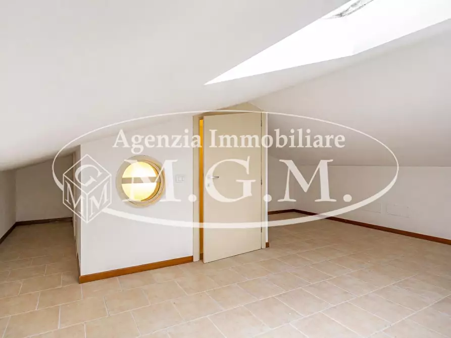 Immagine 25 di Villetta a schiera in vendita  a Santa Maria A Monte