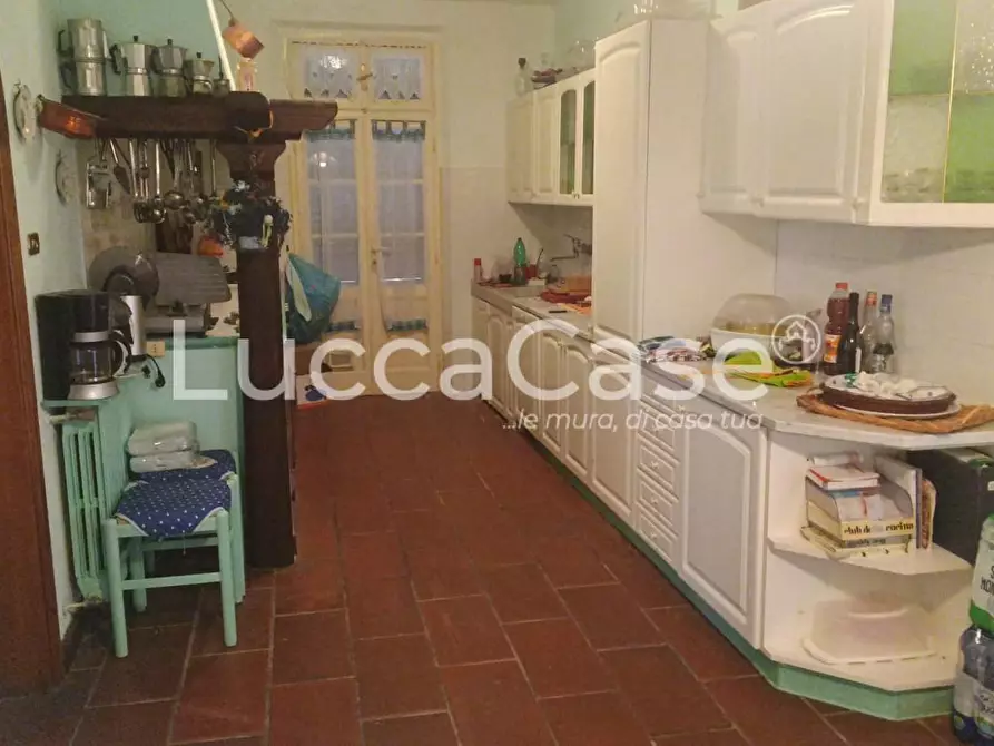 Immagine 1 di Villa in vendita  a Rosignano Marittimo