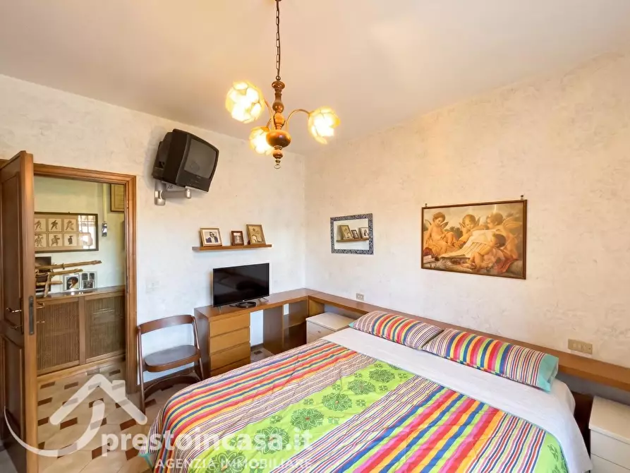 Immagine 15 di Appartamento in vendita  a Viareggio