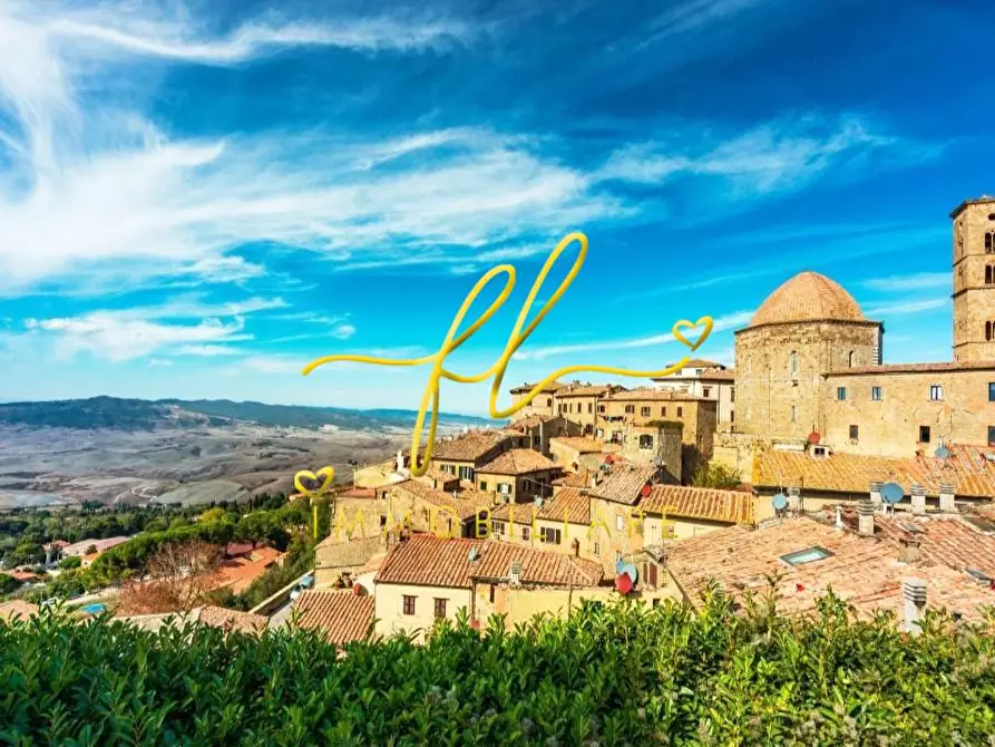 Immagine 22 di Appartamento in vendita  a Pomarance