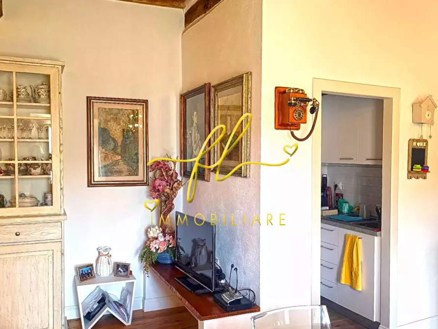 Immagine 9 di Appartamento in vendita  a Pomarance