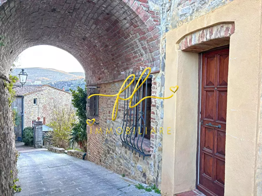 Immagine 1 di Appartamento in vendita  a Pomarance