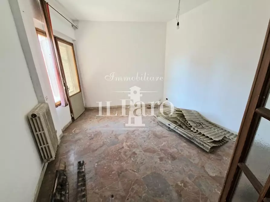 Immagine 12 di Appartamento in vendita  a Signa
