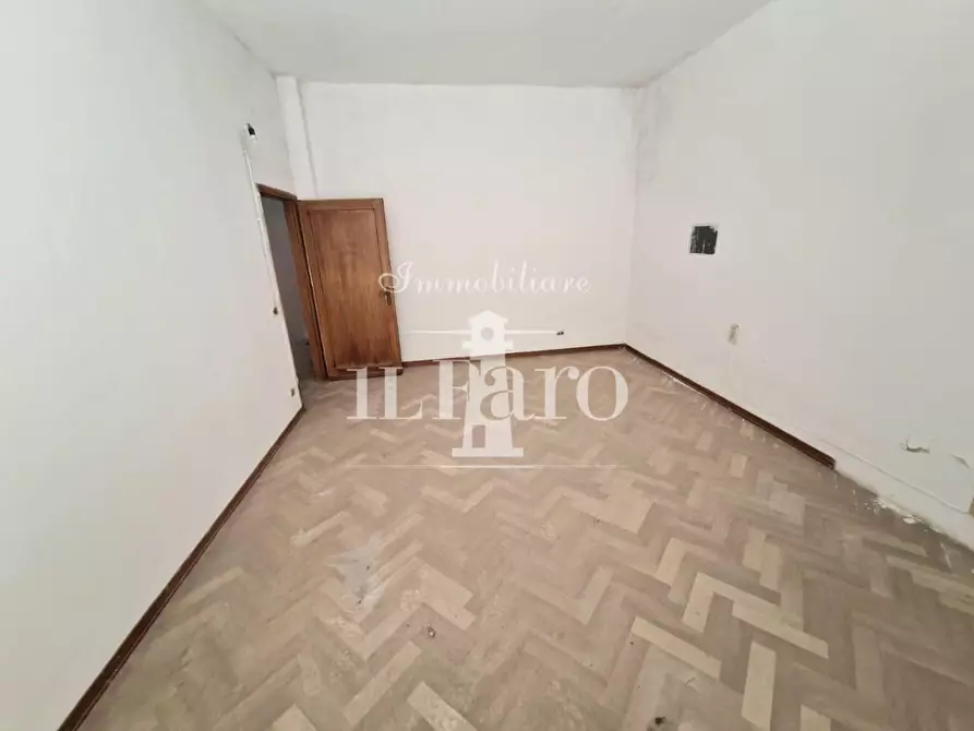 Immagine 14 di Appartamento in vendita  a Signa
