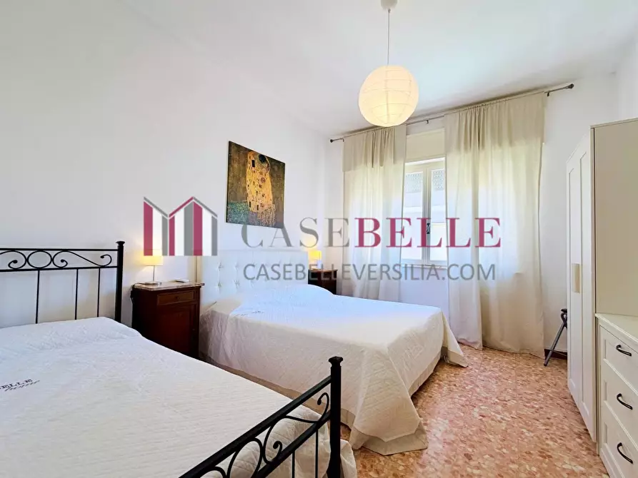 Immagine 28 di Appartamento in vendita  a Camaiore