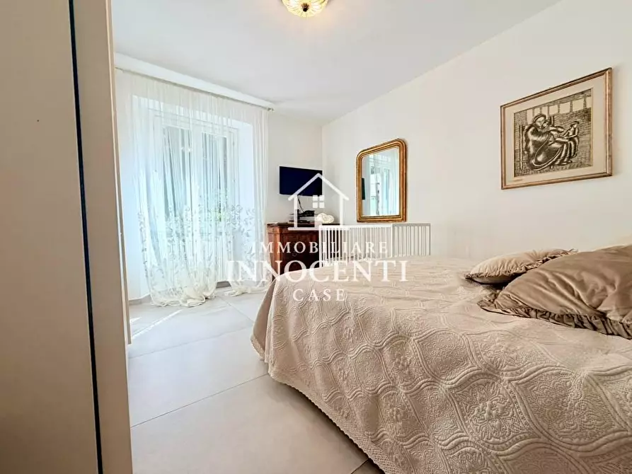 Immagine 12 di Appartamento in vendita  a Massa