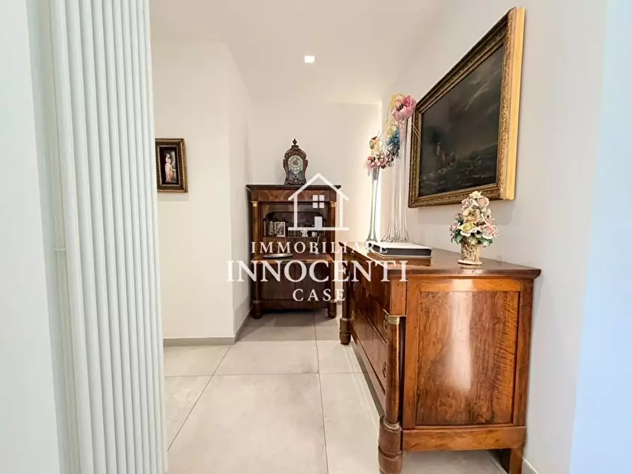 Immagine 4 di Appartamento in vendita  a Massa