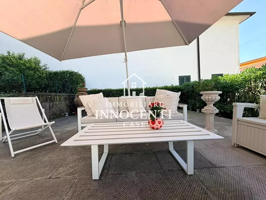 Immagine 18 di Appartamento in vendita  a Massa