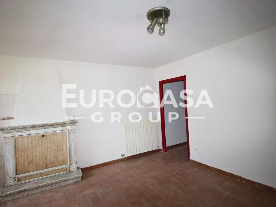 Immagine 10 di Villetta a schiera in vendita  a Lucca
