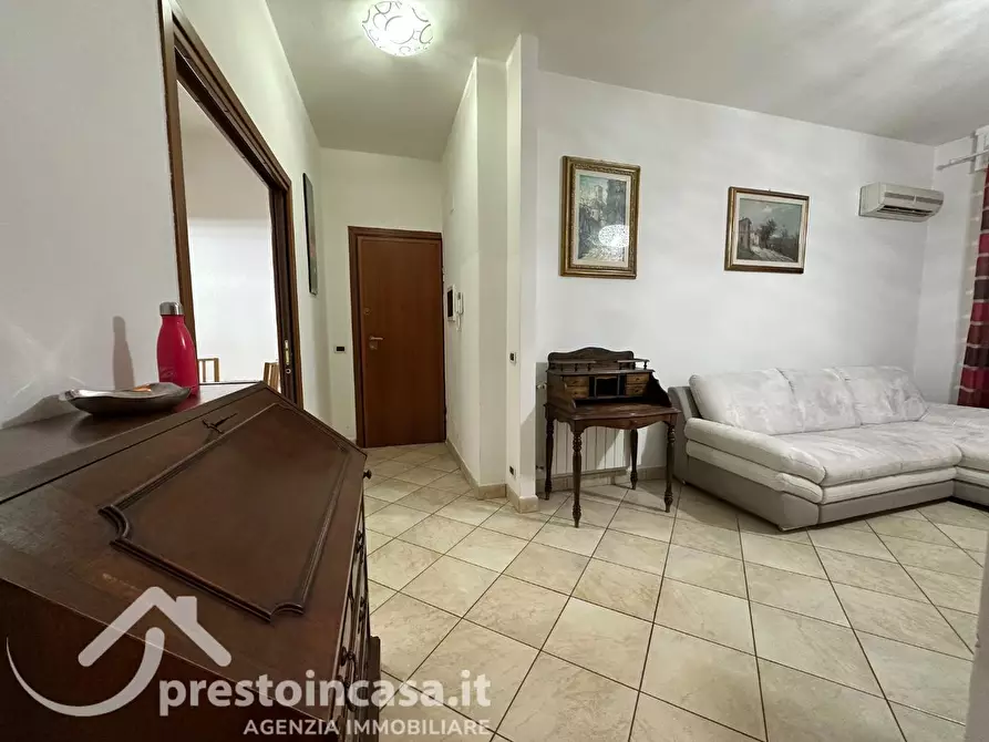Immagine 17 di Appartamento in vendita  a Viareggio