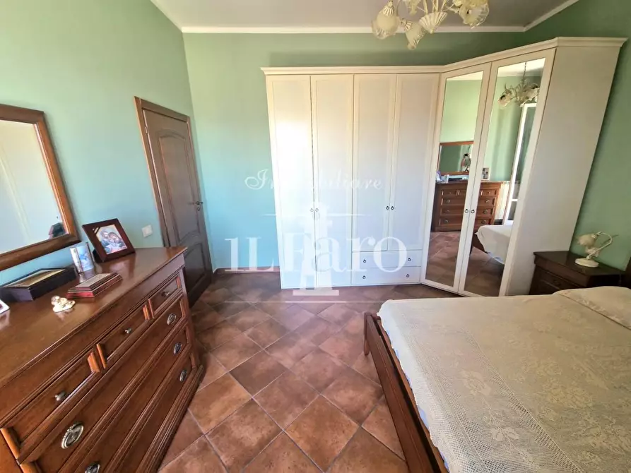 Immagine 22 di Appartamento in vendita  a Campi Bisenzio