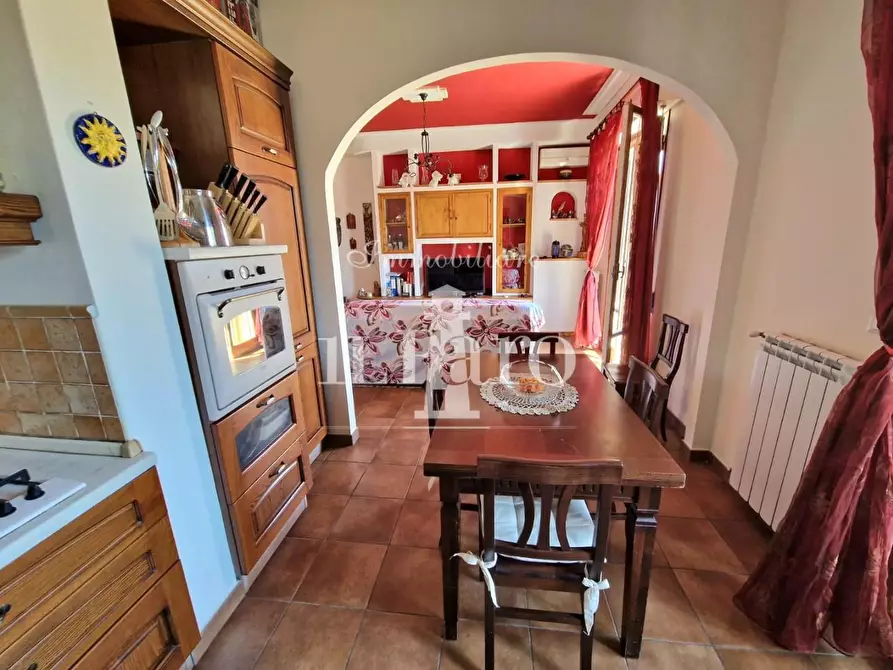 Immagine 5 di Appartamento in vendita  a Campi Bisenzio