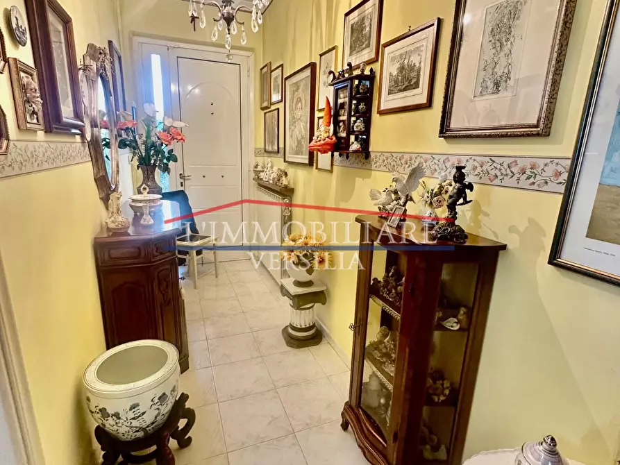 Immagine 16 di Casa semindipendente in vendita  a Massa