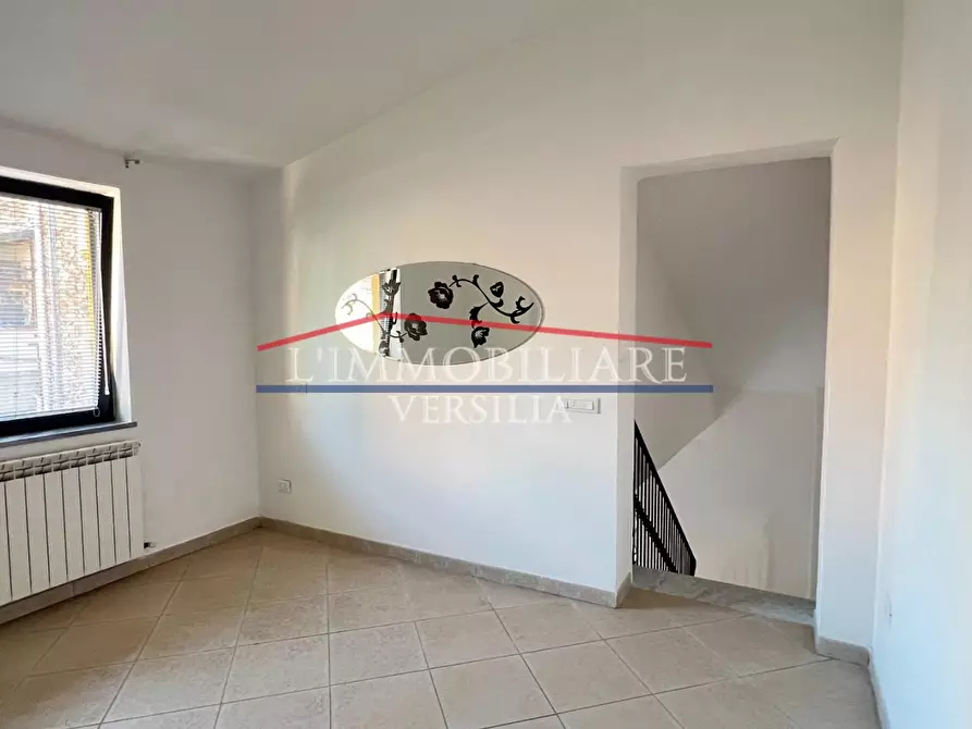 Immagine 16 di Appartamento in vendita  a Massa