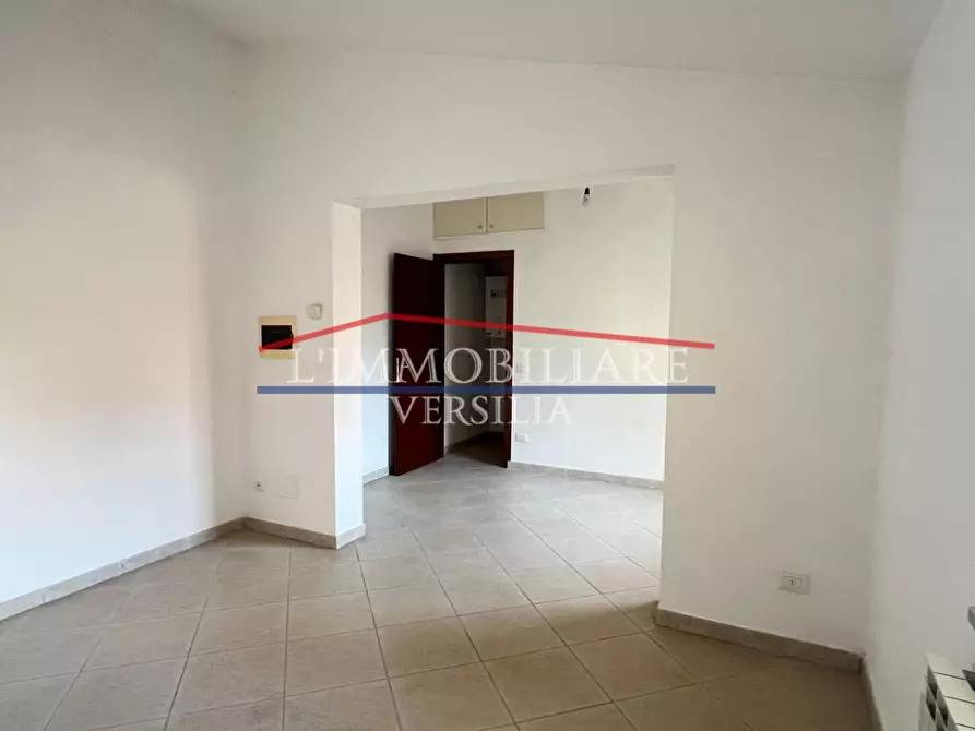 Immagine 13 di Appartamento in vendita  a Massa