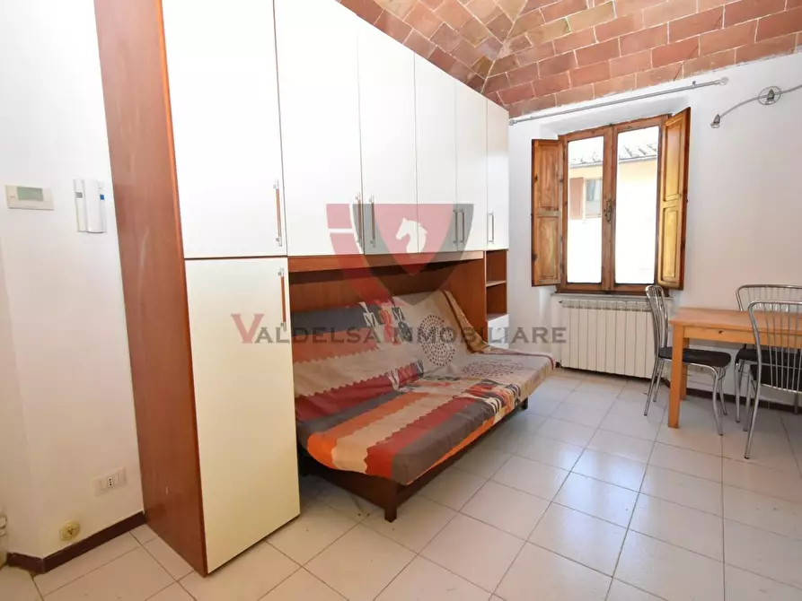 Immagine 18 di Appartamento in vendita  a Colle Di Val D'elsa