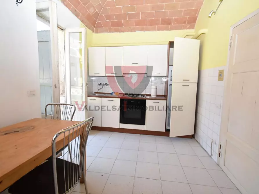 Immagine 5 di Appartamento in vendita  a Colle Di Val D'elsa
