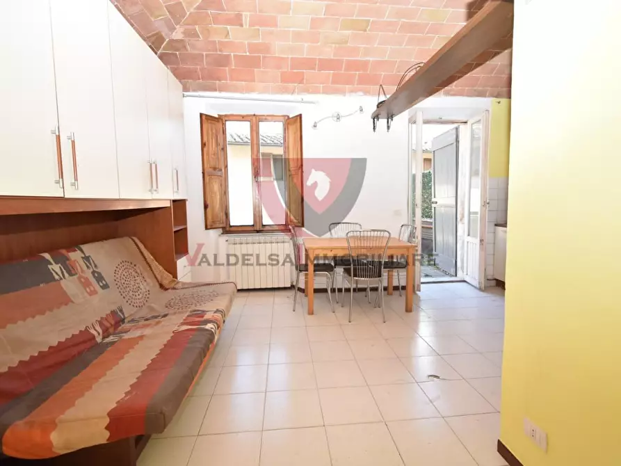 Immagine 1 di Appartamento in vendita  a Colle Di Val D'elsa