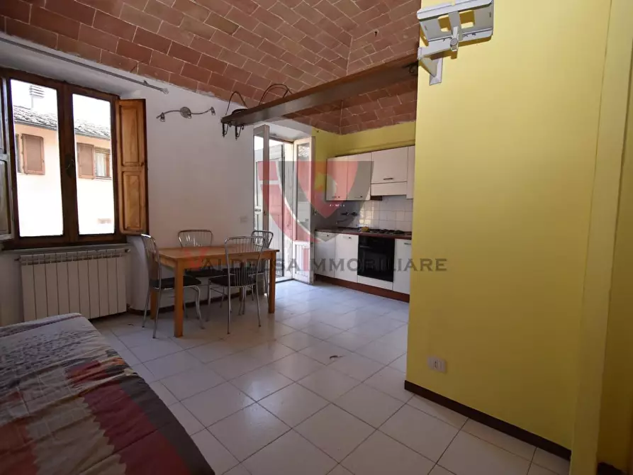 Immagine 4 di Appartamento in vendita  a Colle Di Val D'elsa