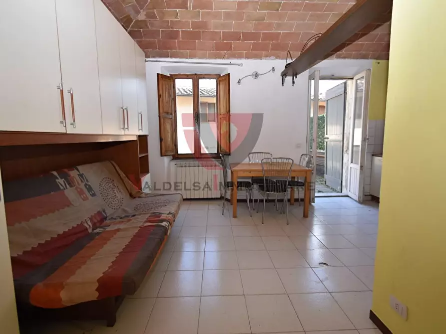 Immagine 17 di Appartamento in vendita  a Colle Di Val D'elsa