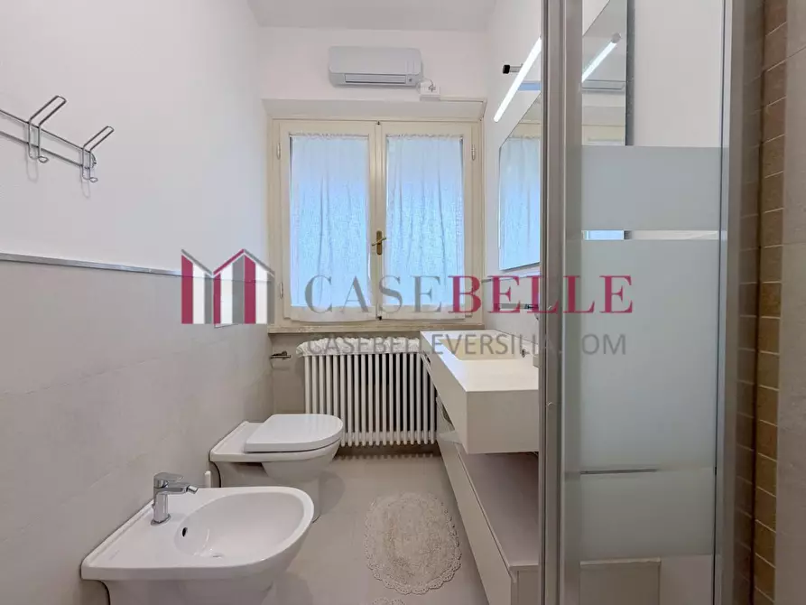 Immagine 28 di Casa indipendente in affitto  a Pietrasanta