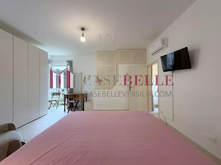 Immagine 35 di Casa indipendente in affitto  a Pietrasanta
