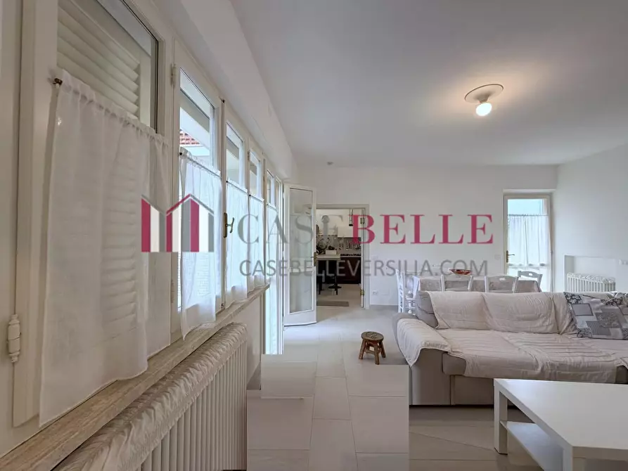 Immagine 8 di Casa indipendente in affitto  a Pietrasanta