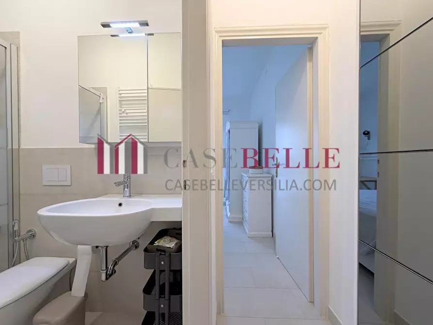 Immagine 15 di Casa indipendente in affitto  a Pietrasanta