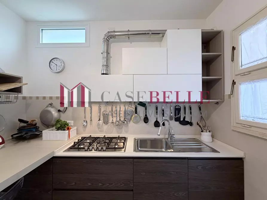 Immagine 10 di Casa indipendente in affitto  a Pietrasanta