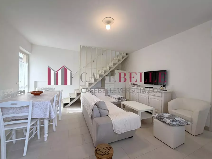 Immagine 2 di Casa indipendente in affitto  a Pietrasanta