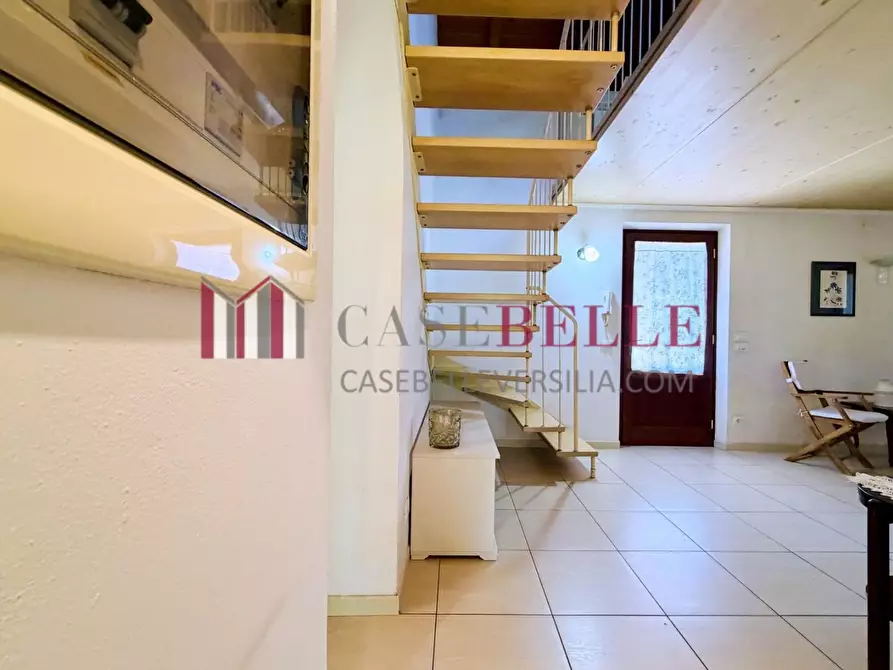 Immagine 21 di Casa indipendente in vendita  a Pietrasanta