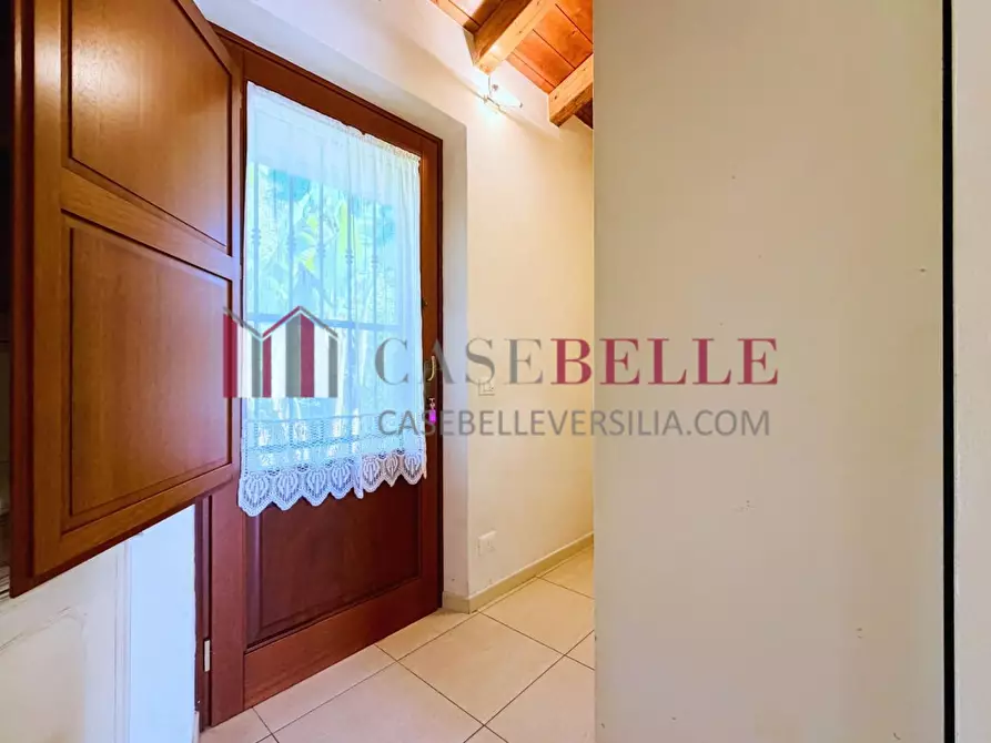 Immagine 15 di Casa indipendente in vendita  a Pietrasanta