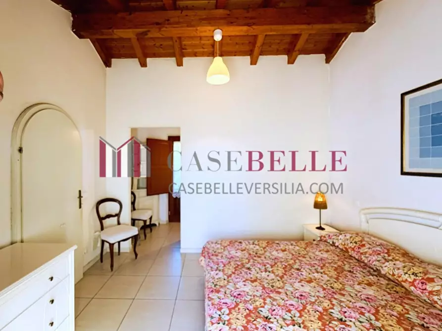 Immagine 14 di Casa indipendente in vendita  a Pietrasanta