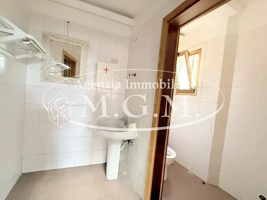 Immagine 6 di Laboratorio in vendita  a Santa Maria A Monte