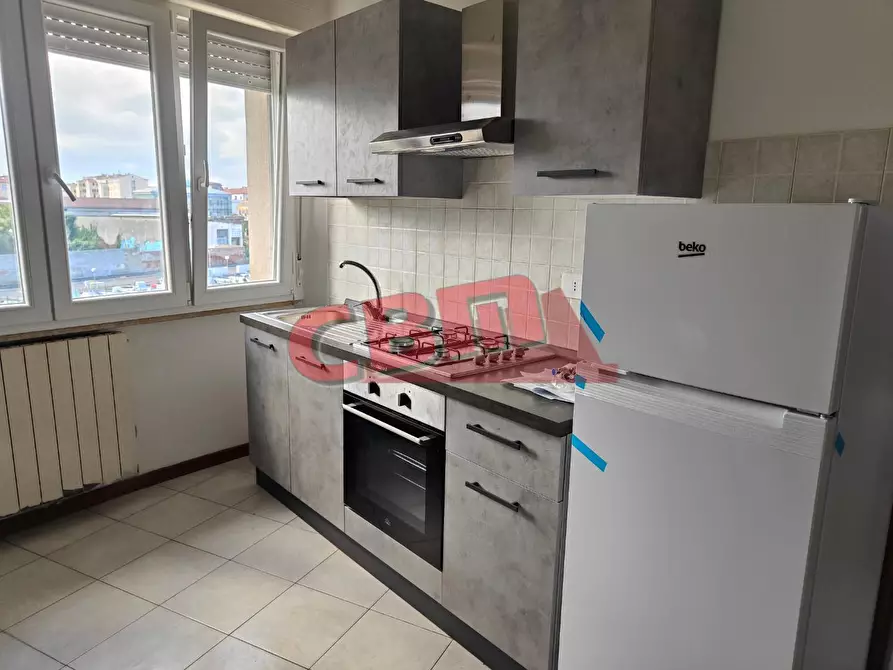 Immagine 4 di Appartamento in affitto  a Livorno