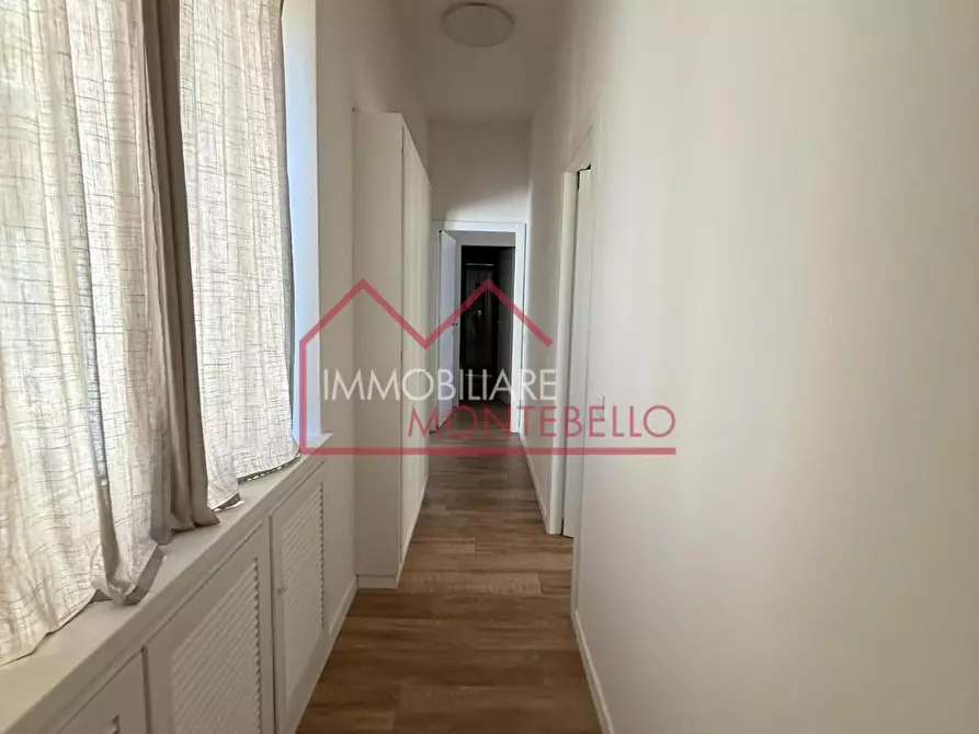 Immagine 32 di Villa in vendita  a Pietrasanta