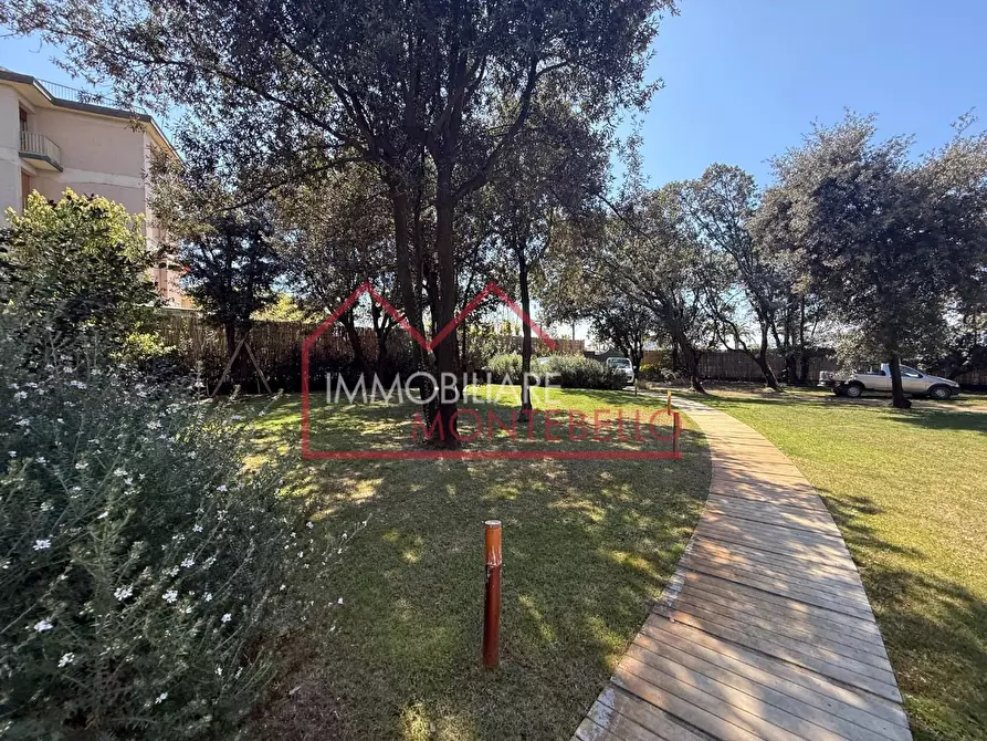 Immagine 40 di Villa in vendita  a Pietrasanta