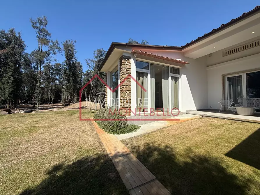 Immagine 44 di Villa in vendita  a Pietrasanta