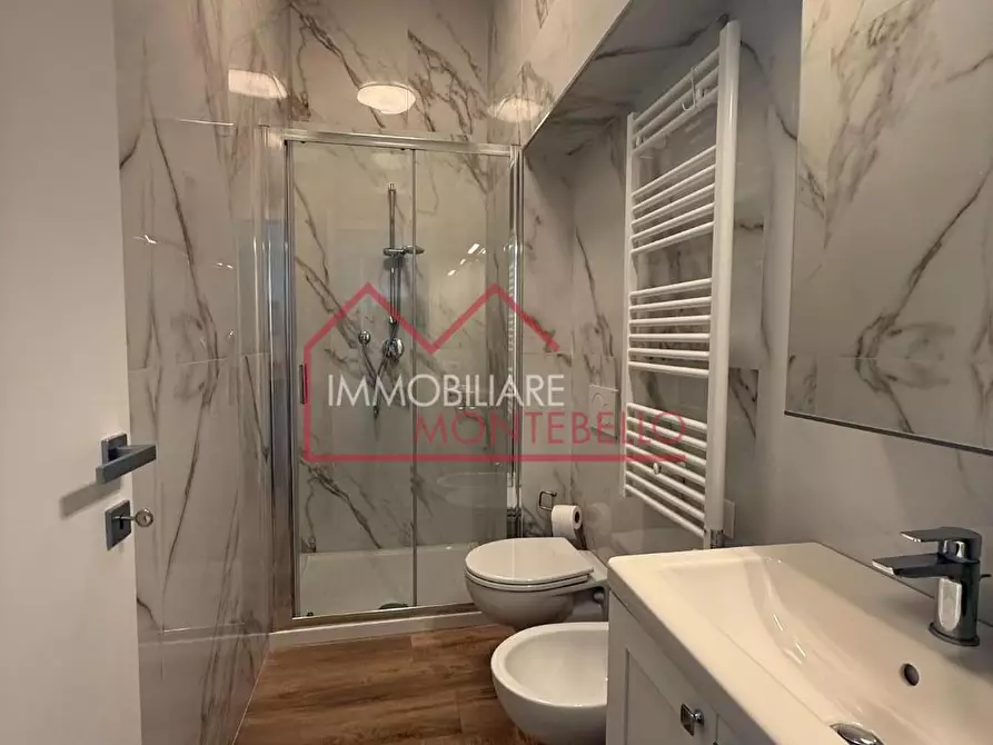Immagine 27 di Villa in vendita  a Pietrasanta