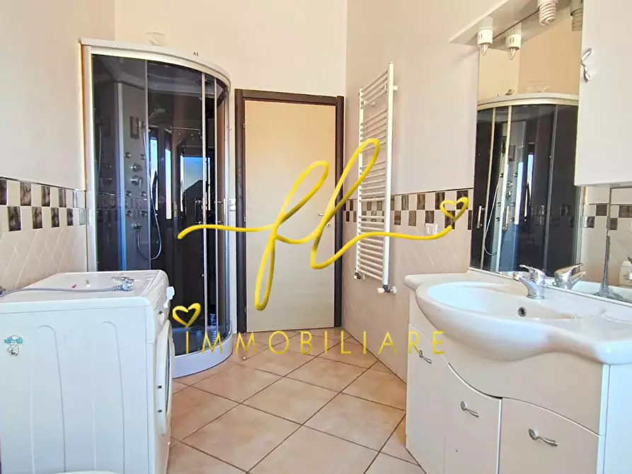 Immagine 18 di Appartamento in vendita  a Rosignano Marittimo