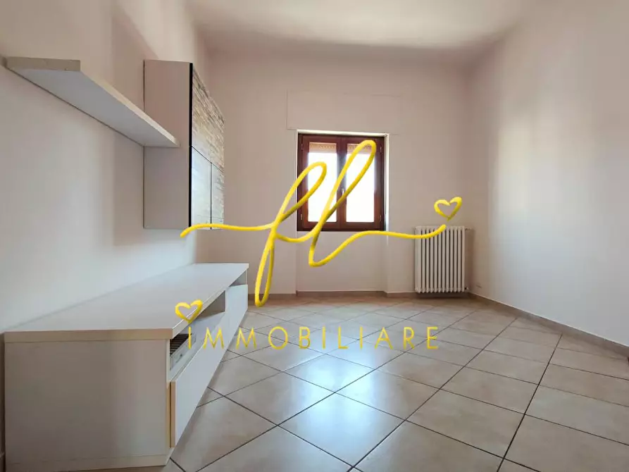 Immagine 4 di Appartamento in vendita  a Rosignano Marittimo