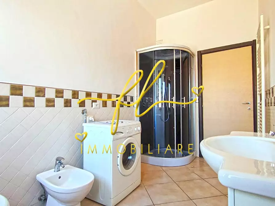 Immagine 17 di Appartamento in vendita  a Rosignano Marittimo