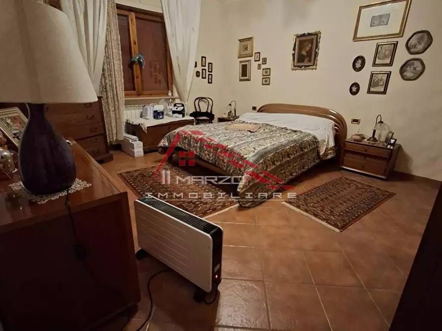 Immagine 11 di Villa in vendita  a Cascina