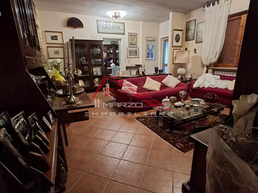 Immagine 6 di Villa in vendita  a Cascina