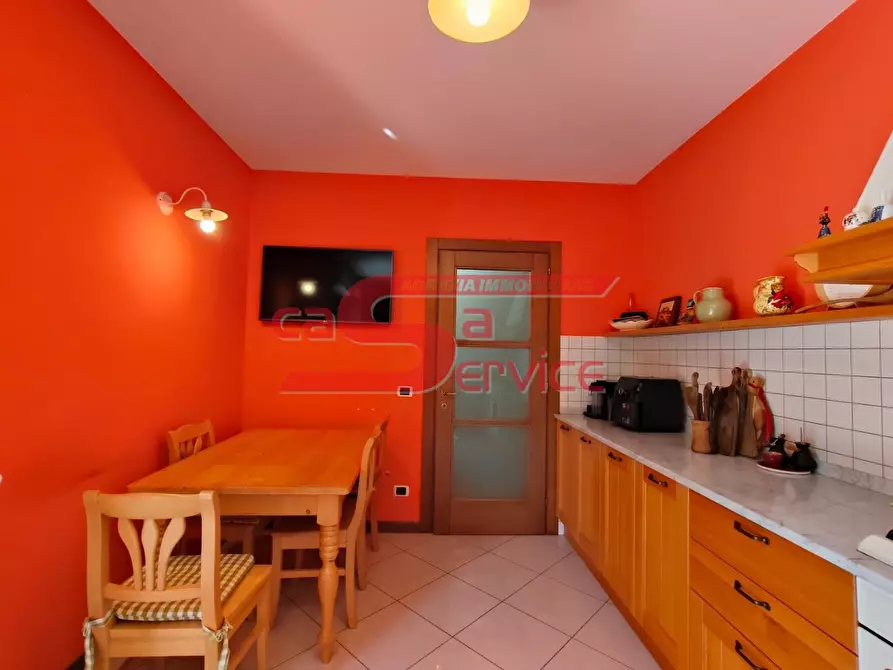 Immagine 9 di Mansarda in vendita  a Montecatini Terme